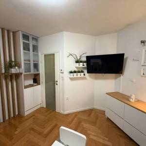 Zagreb-Trešnjevka, 2.5-sobni stan 60m2 na odličnoj lokaciji