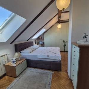 Zagreb-Trešnjevka, Sokolgradska, 4-sobni stan 103m2+šupa, namješten