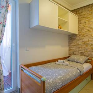 Zagreb, Trešnjevka-Zvonigradska, 2S stan 56m2, II. kat, parking