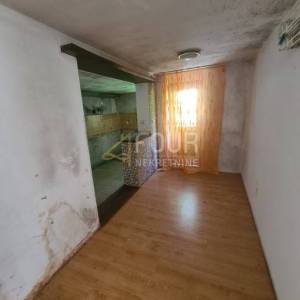 Zagreb, Trnje, samostojeća kuća za adaptaciju