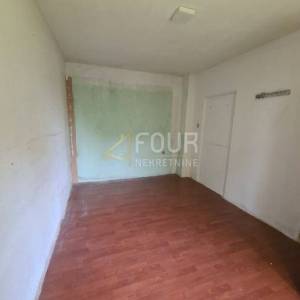 Zagreb, Trnje, samostojeća kuća za adaptaciju