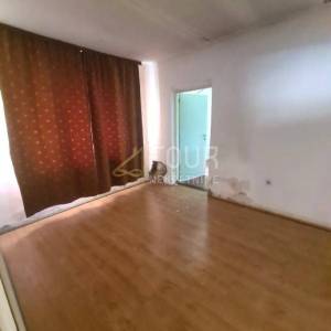 Zagreb, Trnje, samostojeća kuća za adaptaciju