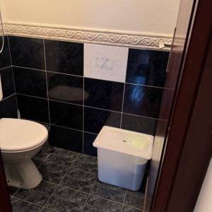 Zagreb-Vrbani,3-sobni stan na 2.katu zgrade s liftom, odlična lokacija