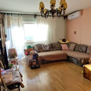 Zagreb-Vrhovec, stan-dvojna kuća, 215m2 s  prostranom okućnicom i pogledom