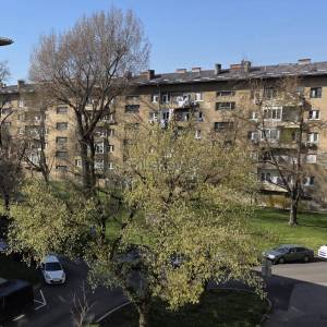 Zagreb,Vukovarska trosobni stan površine 81,50 m2 na drugom katu,lift 