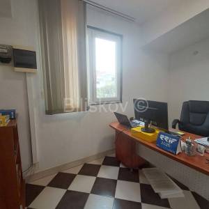 Zakup, Solin, radiona, uredi, parking