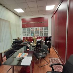 Zakup Split Poljud ured