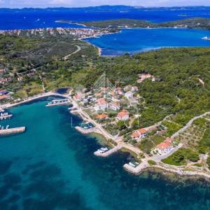 Ždrelac – zemljište za kuću ili vilu, 160 m od mora