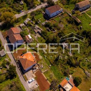 Zemljište-440m2, s potencijalom, Žrnovo, otok Korčula