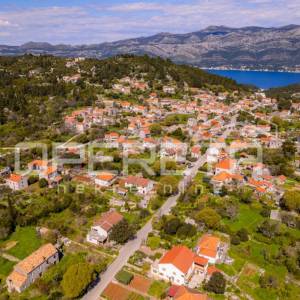 Zemljište-440m2, s potencijalom, Žrnovo, otok Korčula