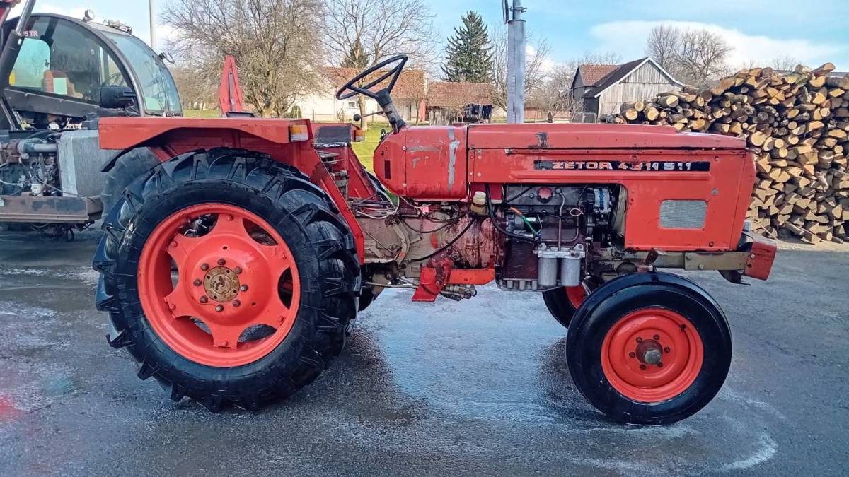 Zetor 4911