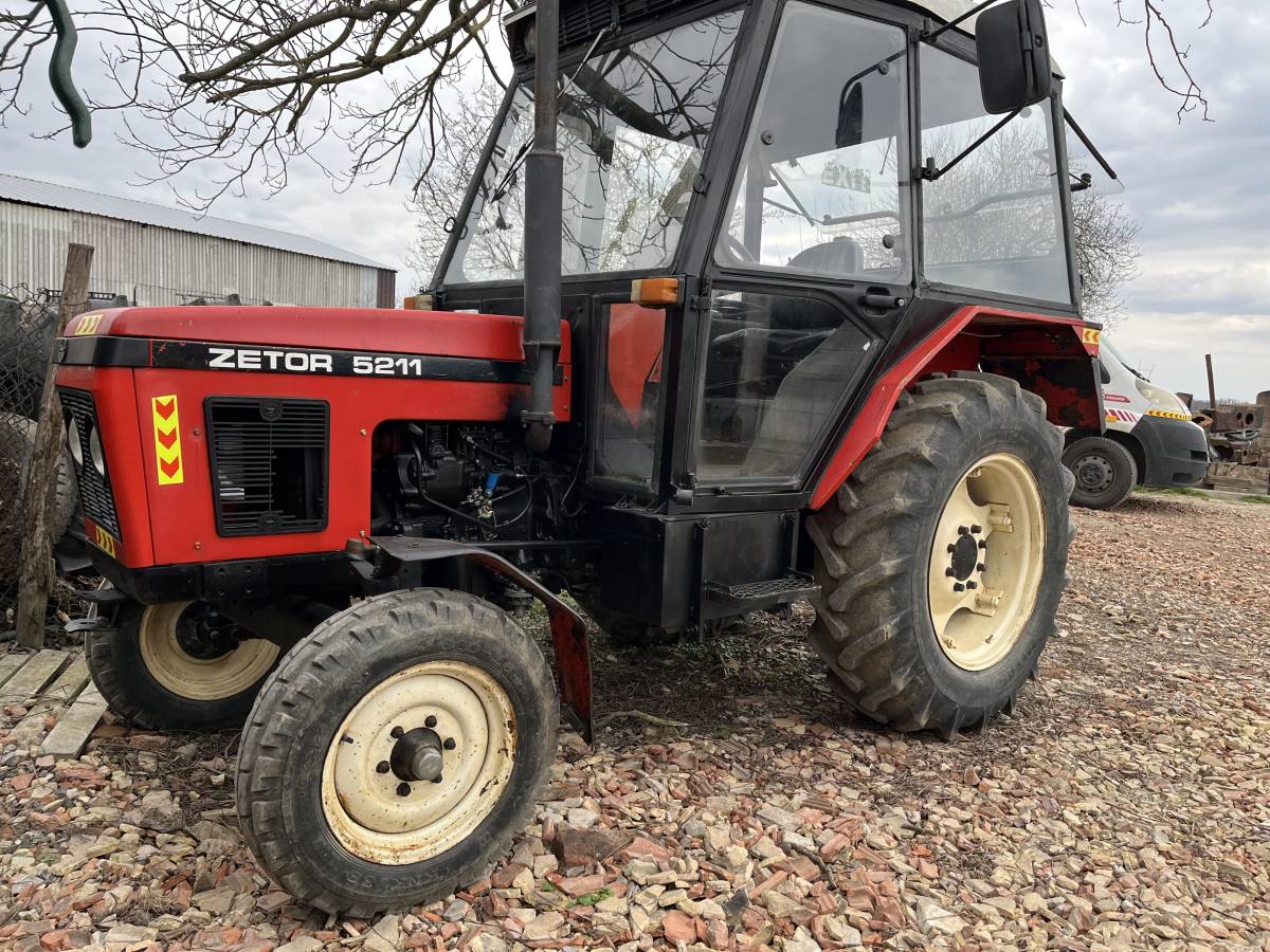 Zetor 5211