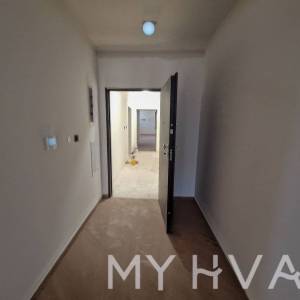 Zgrada sa stanovima u Vitarnji