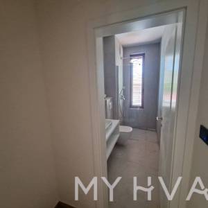 Zgrada sa stanovima u Vitarnji