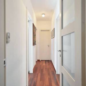 Žnjan, moderno uređen trosoban stan 101 m² s garažom