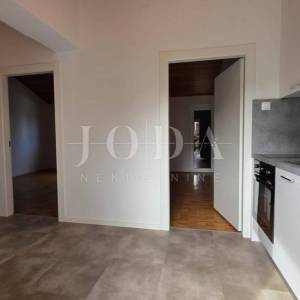 Apartman u Selcu na prodaju, odlična lokacija i pogled na more