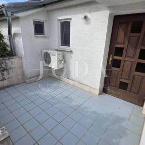 Apartman u Selcu na prodaju, odlična lokacija i pogled na more