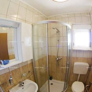 Apartmanski objekt s bazenom na odličnoj lokaciji, s pogledom na more u Medulinu