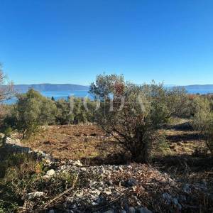 Atraktivno građevinsko zemljište sa prekrasnim pogledom na more,LABIN okolica