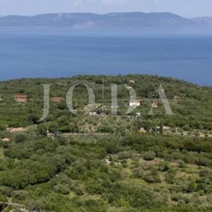 Atraktivno građevinsko zemljište sa prekrasnim pogledom na more,LABIN okolica