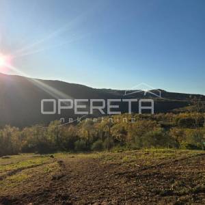 Atraktivno građevinsko zemljište s panoramskim pogledom  – idealno za vilu ili i