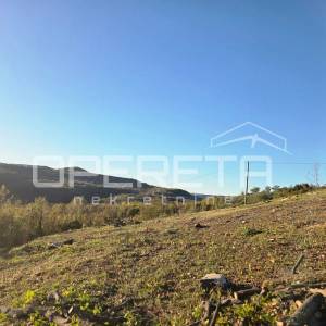 Atraktivno građevinsko zemljište s panoramskim pogledom  – idealno za vilu ili i