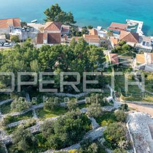 Atraktivno zemljište 507 m2, pogledom na more, Lumbarda