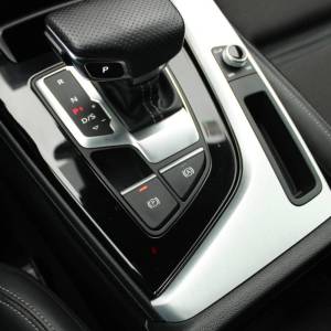 Audi A4 Avant 40 Tdi Quattro S-Tronic S-Line 204ks