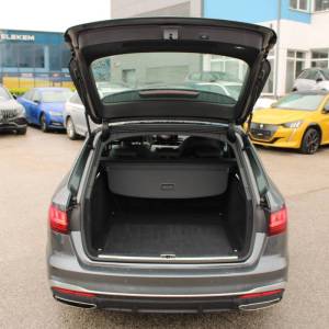 Audi A4 Avant 40 Tdi Quattro S-Tronic S-Line 204ks