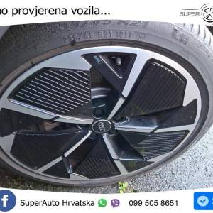 Audi Q4 e-tron 45 S line 286 KS, ACC+LED+KAM+GR SJED+HEAD+VIRT+ASIST