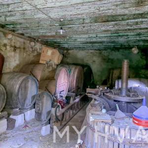 Autentična kamena kuća na otoku Visu