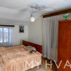 Autentična kamena kuća na otoku Visu