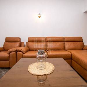 Banjole, prekrasna kuća sa bazenom, 4 apartmana