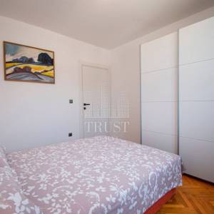 Banjole, prekrasna kuća sa bazenom, 4 apartmana
