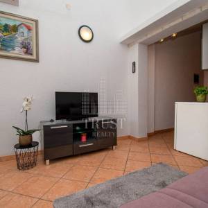 Banjole, prekrasna kuća sa bazenom, 4 apartmana