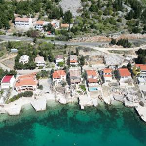 Barić Draga samostojeća kuća blizu mora