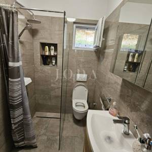 Barić Draga samostojeća kuća blizu mora