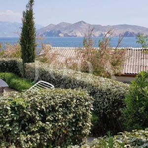 Baška – kuća prvi red do mora, 4 apartmana