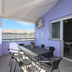 Baška – kuća prvi red do mora, 4 apartmana