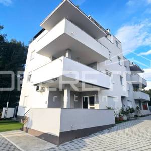 Bibinje – moderan 2-soban apartman s terasom, 600 m od mora