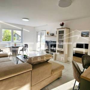 Bibinje – moderan 2-soban apartman s terasom, 600 m od mora