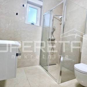 Bibinje – moderan 2-soban apartman s terasom, 600 m od mora