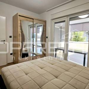 Bibinje – moderan 2-soban apartman s terasom, 600 m od mora