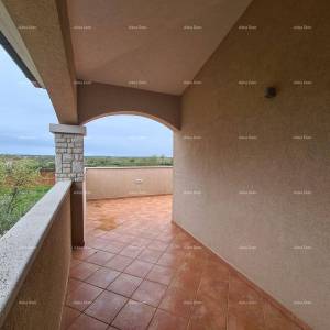 Blizina grada Vodnjana, kuća za odmor sa bazenom.