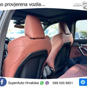 BMW iX1 20 eDrive Aut. M Sport 204 KS, PANO+360+ACC+GR SJED+KEY+VIRT+LANE