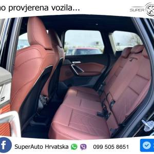 BMW iX1 20 eDrive Aut. M Sport 204 KS, PANO+360+ACC+GR SJED+KEY+VIRT+LANE