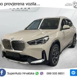BMW iX1 30 xDrive Aut. 313 KS, PANO+ACC+KAM+GR SJED+KEY+VIRT+LANE
