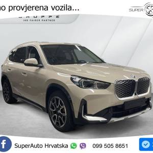 BMW iX1 30 xDrive Aut. 313 KS, PANO+ACC+KAM+GR SJED+KEY+VIRT+LANE