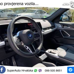 BMW iX1 30 xDrive Aut. M Sportpaket 313 KS, ACC+360+KEY+GR SJED+VIRT+LANE