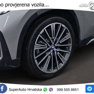 BMW iX1 30 xDrive Aut X-line 313 KS, ACC+KAM+GR SJED+LED+VIRT